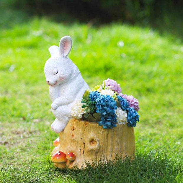 Outdoor sleeping rabbit meat flowerpot living room floor decoration.