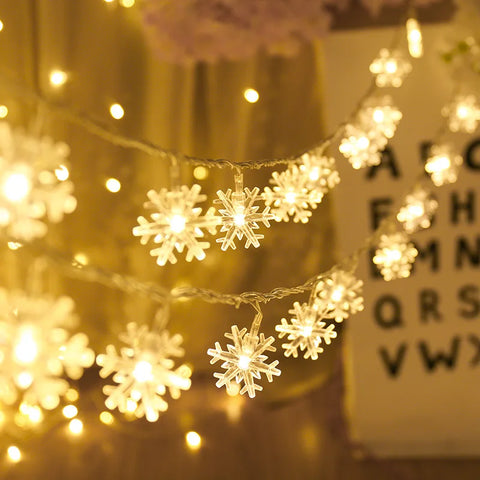 LED Snowflakes String Lights.